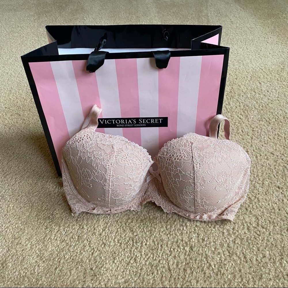 Victoria’s Secret Dream Angels Lined Demi Bra